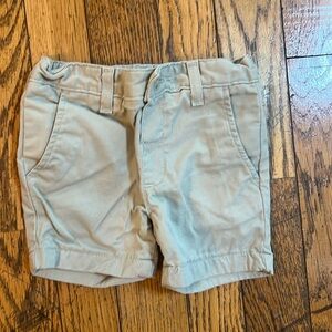 Crown and Ivy khaki shorts size 2t